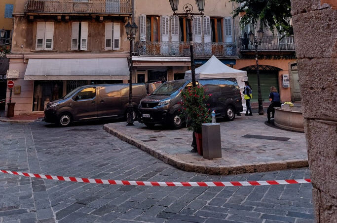 Incendie mortel à Grasse: la piste de l&rsquo;incendie volontaire est privilégiée