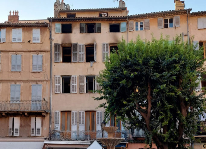 Incendie mortel à Grasse: le suspect a avoué avoir mis le feu, mais accidentellement