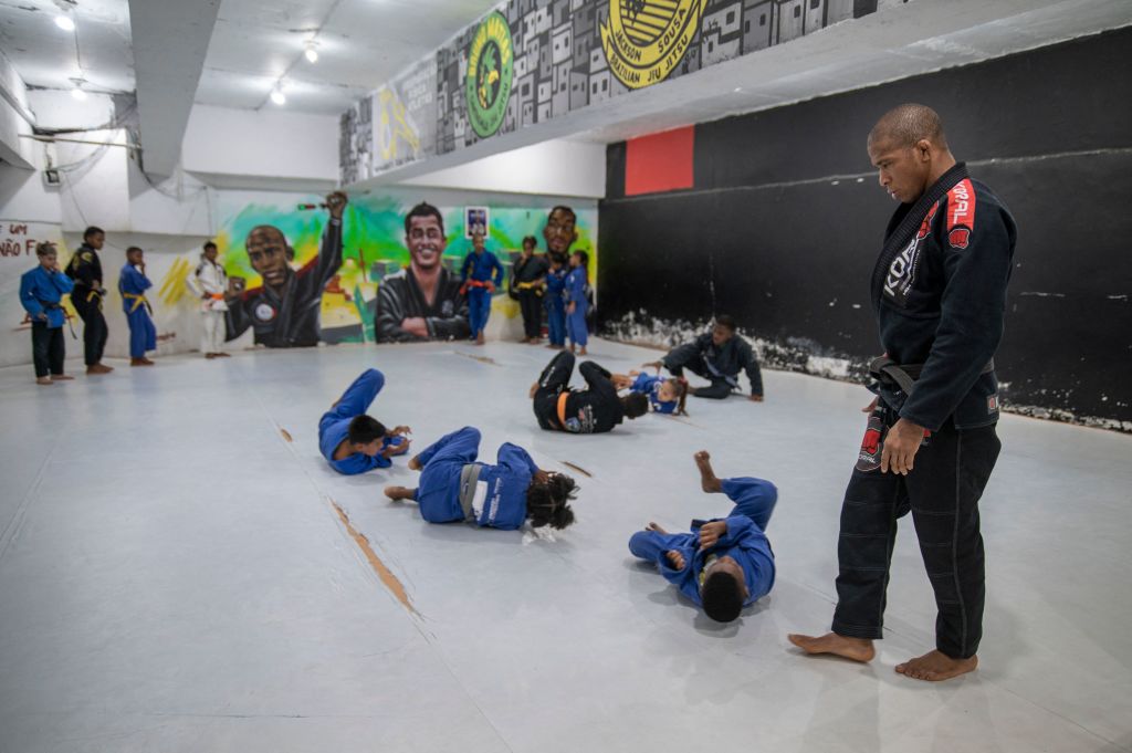 Les valeurs du jiu-jitsu brésilien pour sauver les jeunes d&rsquo;une favela