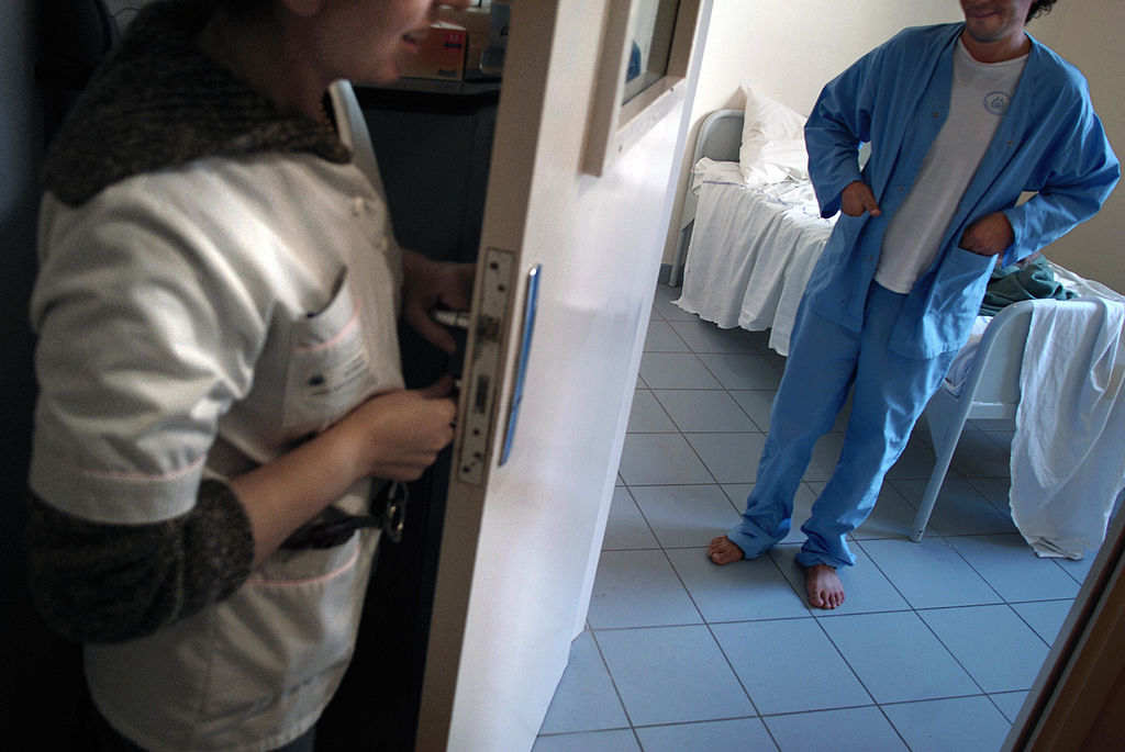 Selon le psychiatre Pierre Sidon, « le cannabis peut avoir des effets indésirables psychologiques importants »