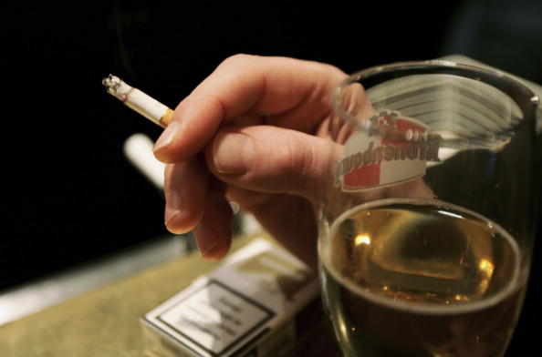 Tabac et alcool: le coût pour les finances publiques bien supérieur aux recettes fiscales, selon une étude de l&rsquo;OFDT
