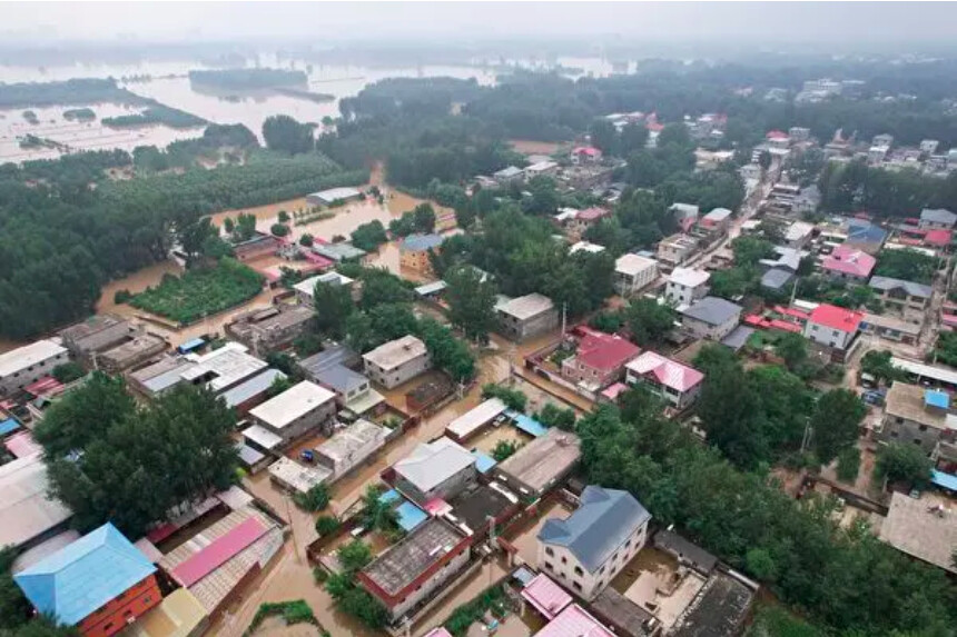 Un document interne du PCC révèle d&rsquo;énormes pertes économiques dans une ville chinoise délibérément inondée pour sauver les centres politiques