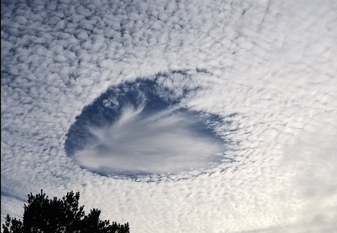 Centre-Val de Loire: un énigmatique trou a été observé dans le ciel ce mardi