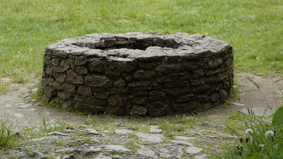 Indre-et-Loire: à 8 ans, il chute de 23 mètres dans un puits et s&rsquo;en sort indemne