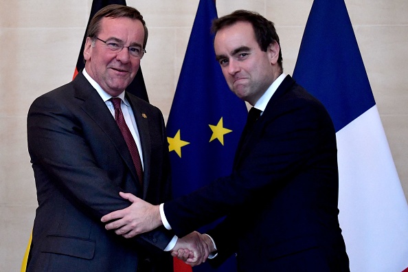 Paris et Berlin «déterminés» à poursuivre le projet de char franco-allemand