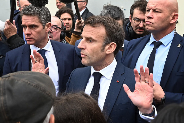Emmanuel Macron insulté en Alsace: des amendes de 100 et 200 euros