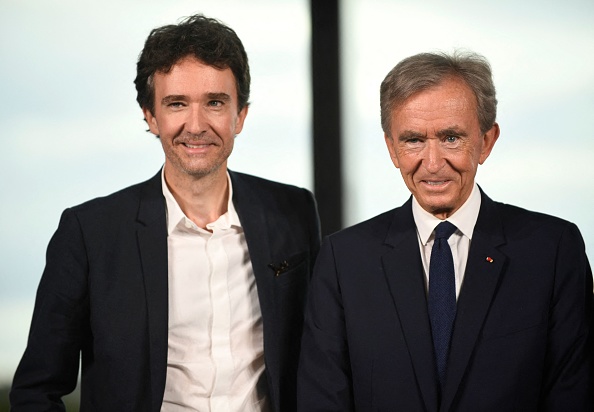 Les Restos du cœur vont recevoir un chèque de 10 millions d&rsquo;euros de la famille de Bernard Arnault