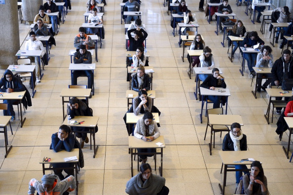 Une allocation pour tous les étudiants, c&rsquo;est ce que réclament quatorze présidents d&rsquo;université