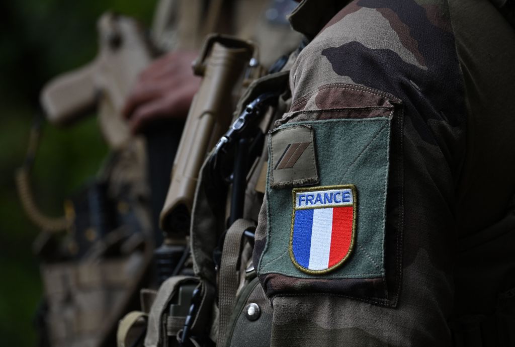 Un rapport de l&rsquo;armée alerte sur le «mal-être» des officiers français