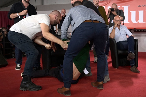 Fête de l’Huma: Édouard Philippe traité d’«éborgneur » par un militant ayant fait irruption sur la scène