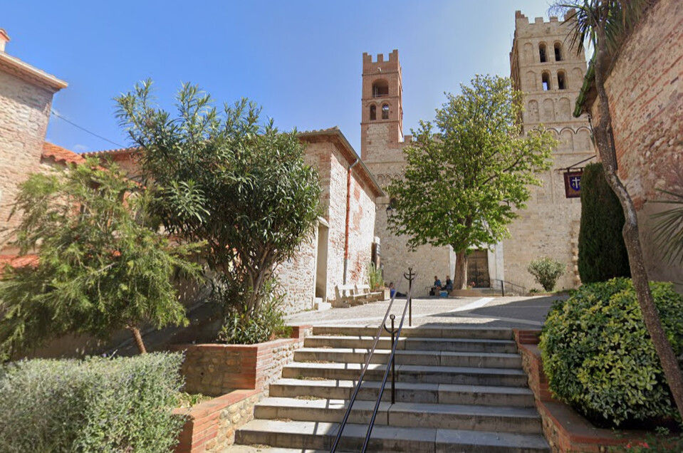 Pyrénées-Orientales: on retire le bitume des places de parking pour y faire des potagers