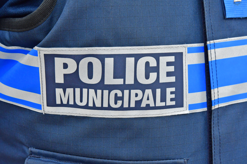 Moselle: un policier municipal gravement blessé lors d&rsquo;un refus d&rsquo;obtempérer après avoir été renversé à Yutz
