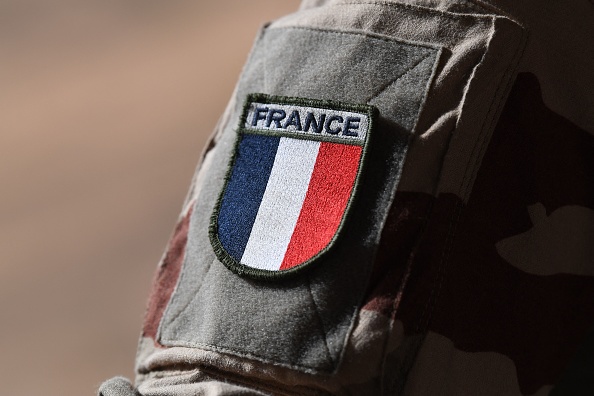 Les premiers militaires français quittent le Niger