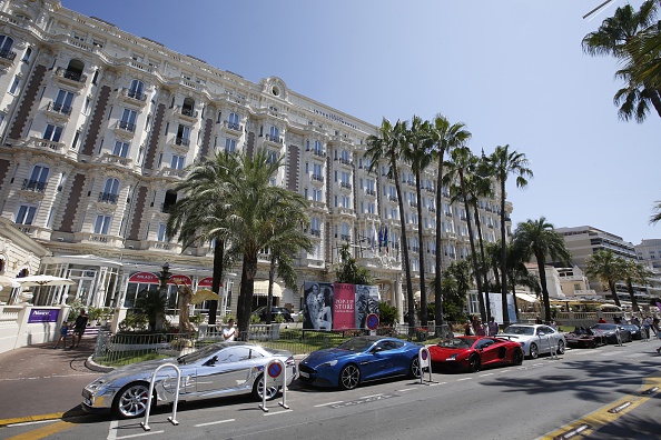 Fraude à la TVA sur des véhicules estimée à 2,5 millions d&rsquo;euros, trois mis en examen