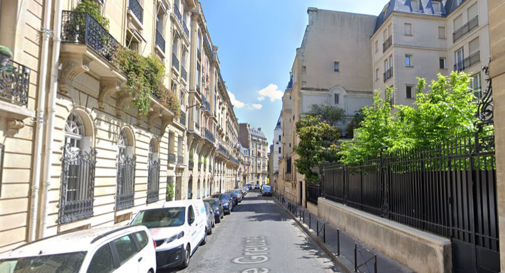 Une nounou agressée par trois individus armés dans un logement parisien, l’un d’eux s’était fait passer pour un livreur