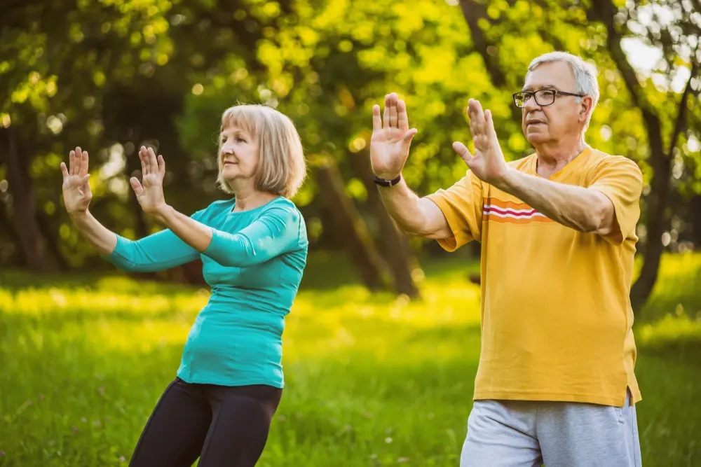 Selon une étude, le tai-chi pourrait ralentir la progression de la maladie de Parkinson