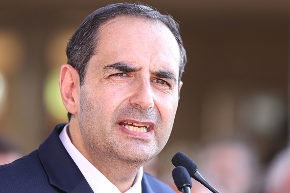 Antisémitisme : « il est fondamental qu’on ait une parole forte dans la société civile » estime Elie Korchia