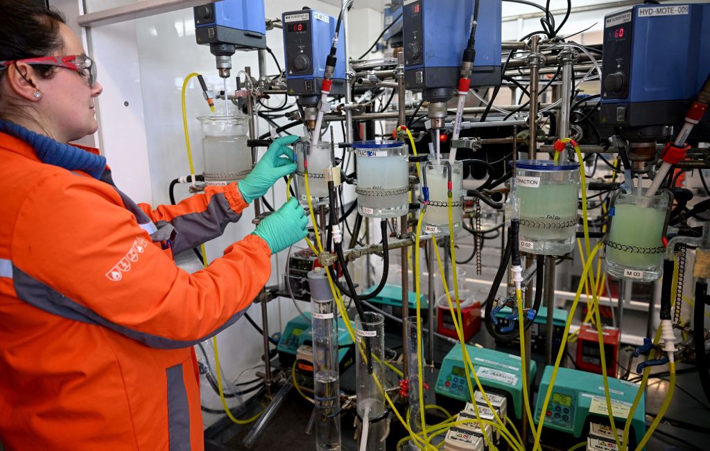 Eramet inaugure une usine-pilote de recyclage des métaux des batteries à Trappes