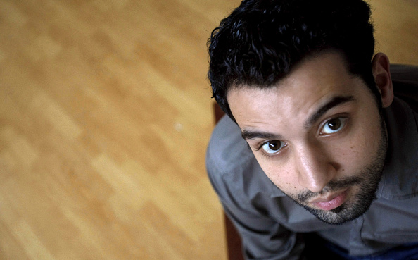 L&rsquo;humoriste controversé Yassine Belattar reçu à l&rsquo;Élysée avant la marche contre l’antisémitisme