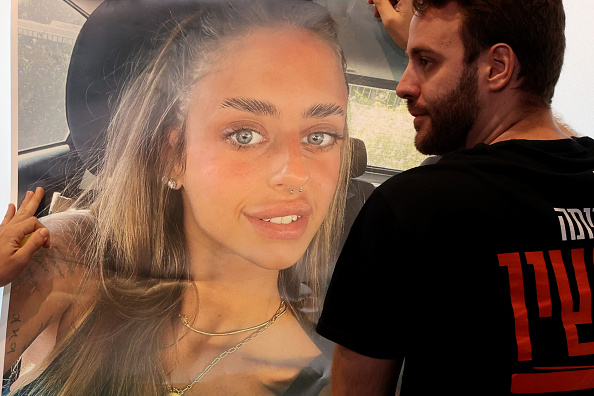 La Franco-Israélienne Mia Shem parmi les otages libérées jeudi, selon Israël et Paris