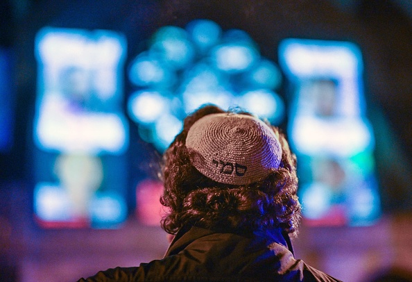 Antisémitisme: l&rsquo;Association des maires de France appelle à des rassemblements devant les préfectures dimanche