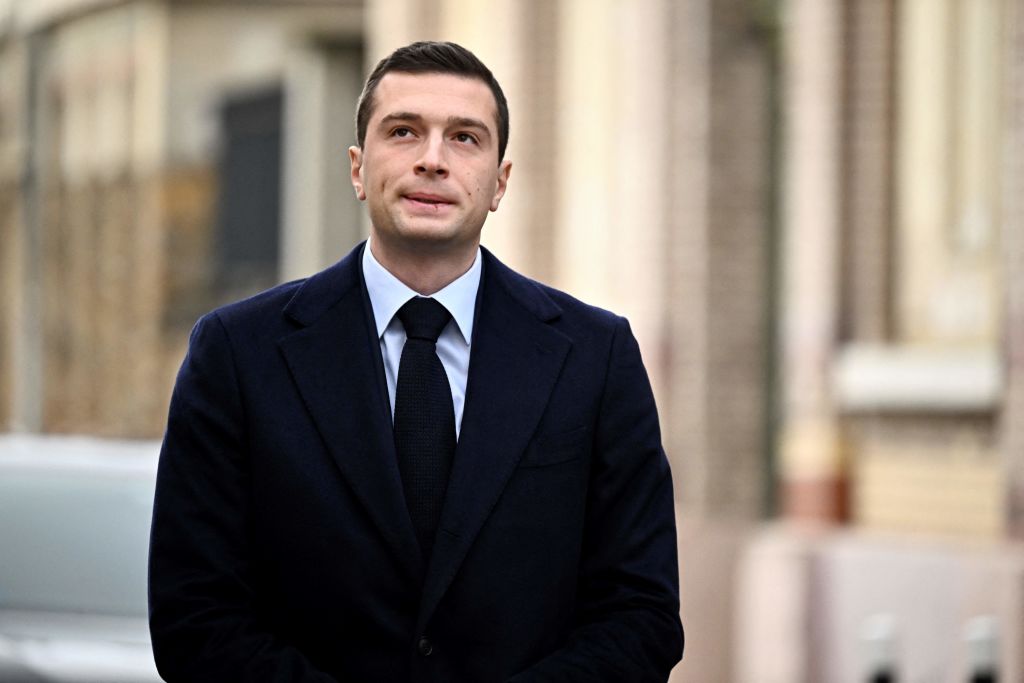 Manifestation à Romans-sur-Isère: Jordan Bardella en désaccord avec les militants de l&rsquo;ultradroite