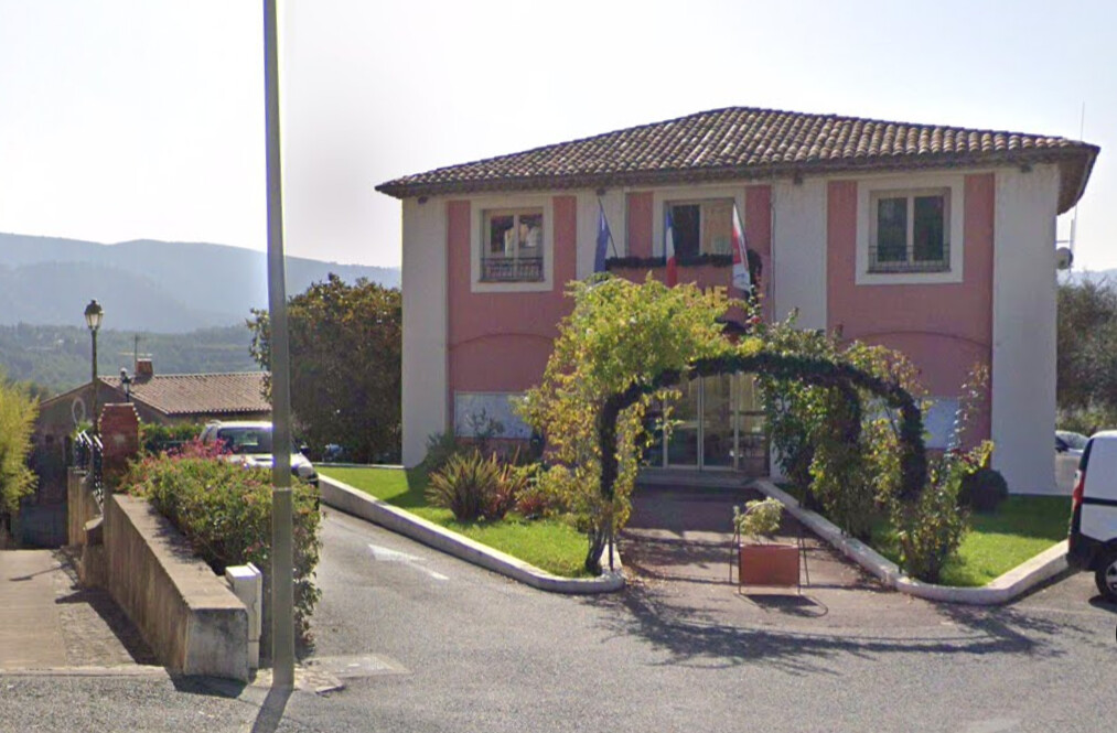 Nice: une petite commune engage deux vigiles pour sécuriser ses écoles