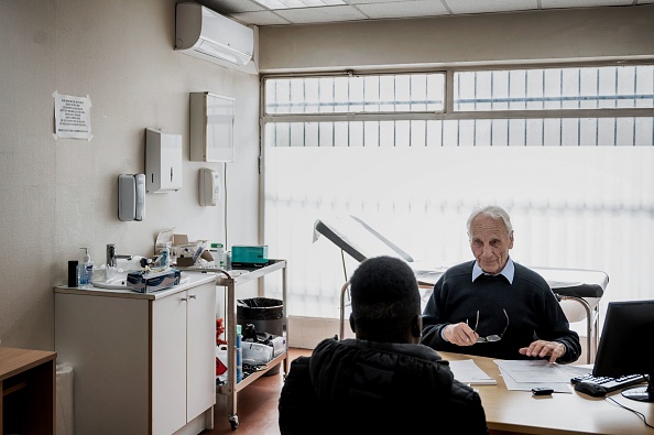 Aide médicale d&rsquo;Etat : un accord a été trouvé pour une baisse de 111 millions d&rsquo;euros des crédits