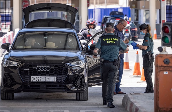Un couple de Français arrêté en Espagne, ils projetaient de «sacrifier» leur fils de cinq ans dans le Sahara