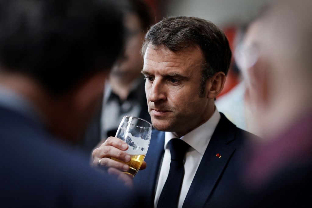 Édouard Philippe, Marine Le Pen, Gabriel Attal: les politiciens avec qui les Français choisiraient de boire une bière