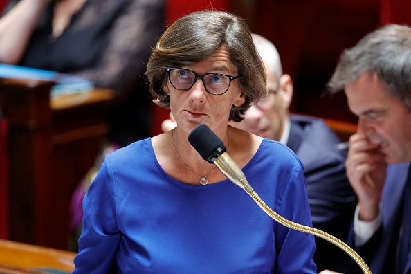 Cadeaux offerts par Urgo: Agnès Firmin Le Bodo, nouvelle ministre de la Santé, visée par une enquête