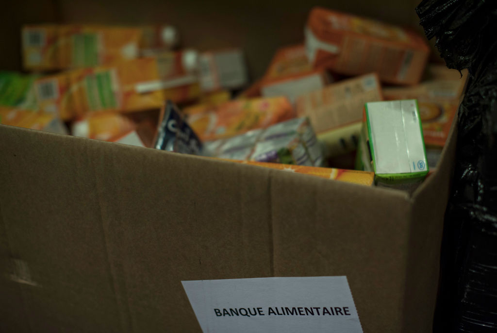 Une association humanitaire soupçonnée de revendre des colis de la Banque alimentaire à des fins personnelles