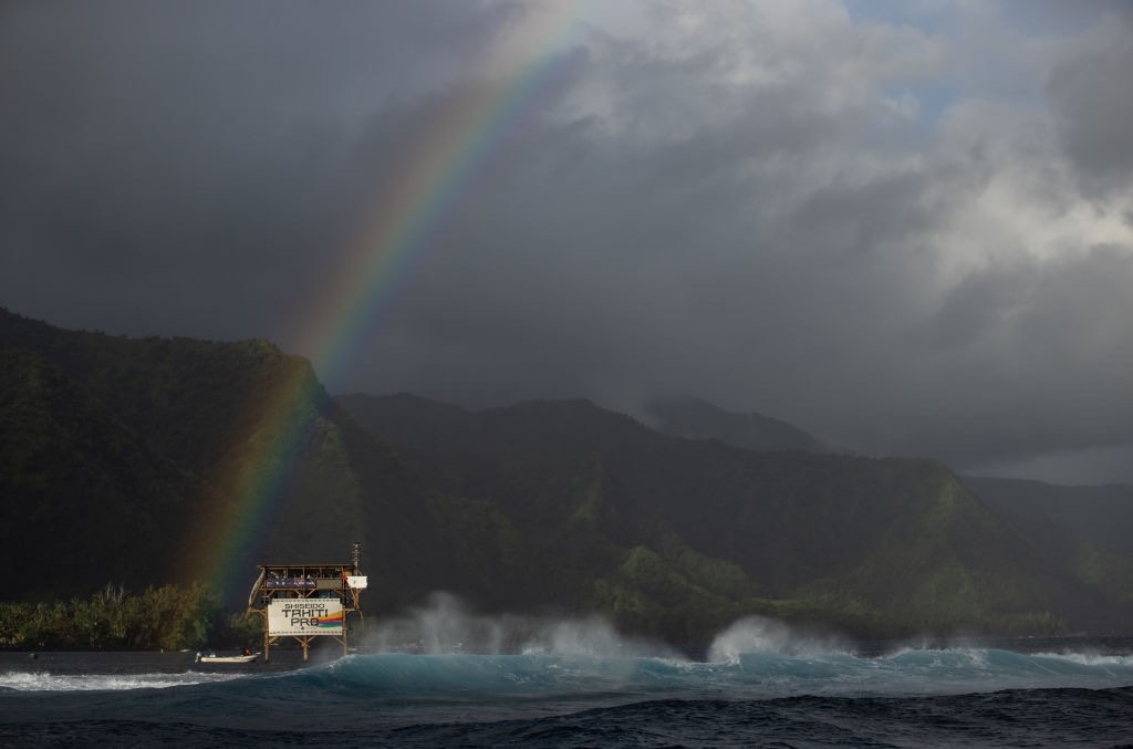 JO 2024: l&rsquo;épreuve de surf prévue à Tahiti menacée