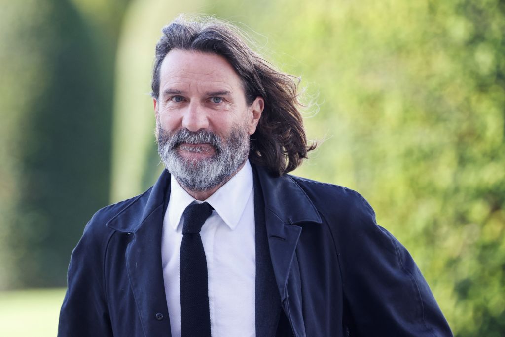 L’écrivain Frédéric Beigbeder sort libre de sa garde à vue à Pau pour viol