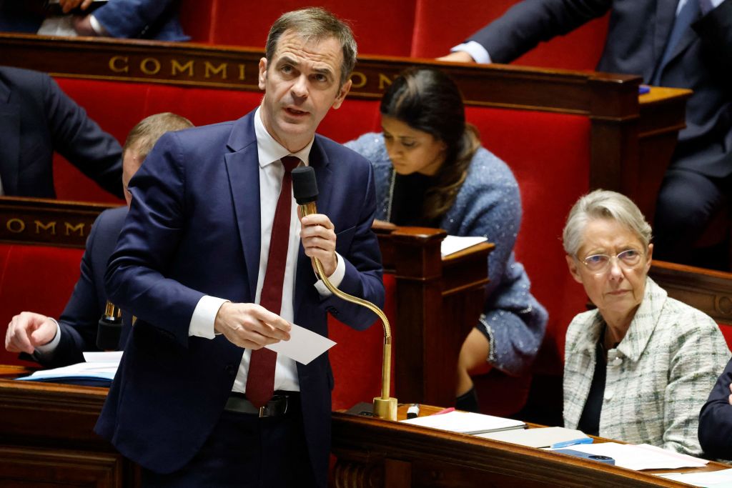 Immigration: le gouvernement convoquera une Commission mixte paritaire pour tenter de sauver son projet de loi