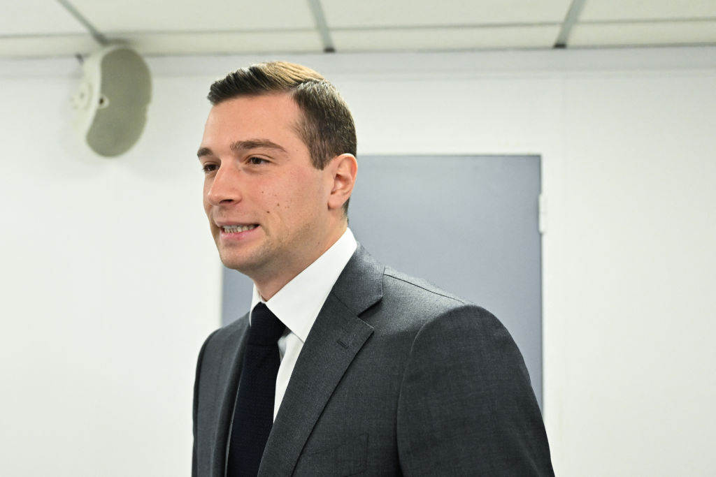 Jordan Bardella (RN) demande «la dissolution» de l&rsquo;Assemblée