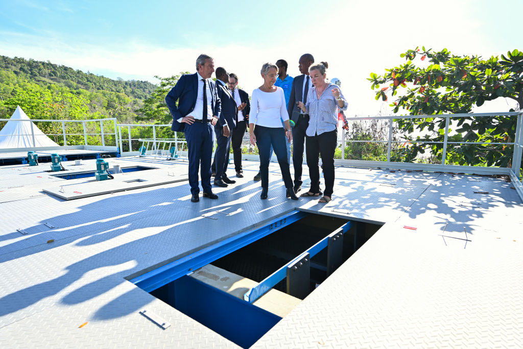 Élisabeth Borne à Mayotte, un archipel dans l&rsquo;urgence face aux problématiques de l&rsquo;eau, du logement et de la santé