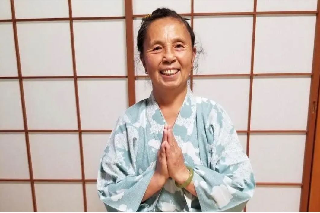 Le parcours d&rsquo;une femme de 70 ans pour vaincre un cancer du rectum à un stade avancé