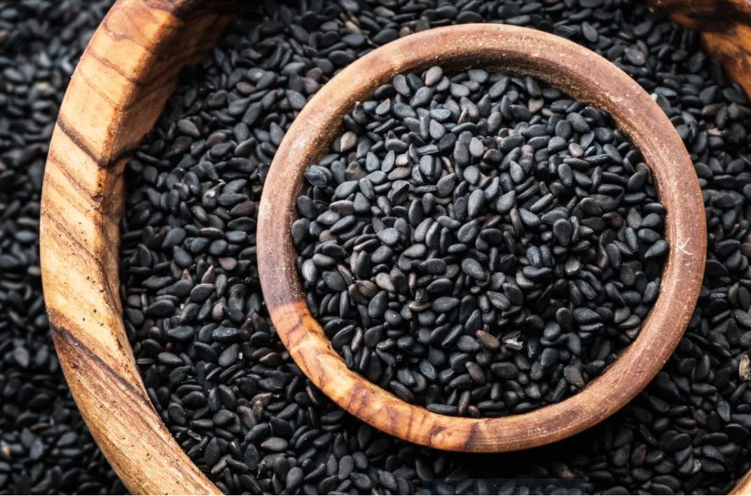 Les graines de sésame noir: une multitude de bienfaits pour la santé