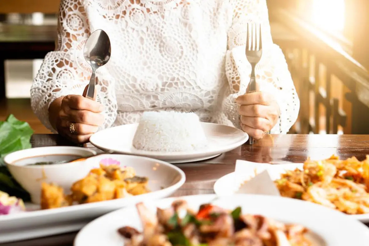 Les différentes façon de manger du riz blanc pour contrôler glycémie et diabète