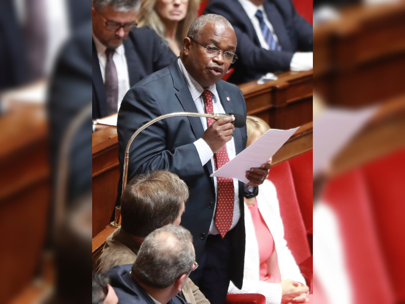 Mansour Kamardine : « Les associations ont tout intérêt à faire venir le plus de migrants possibles en vue de percevoir le plus d’argent possible »