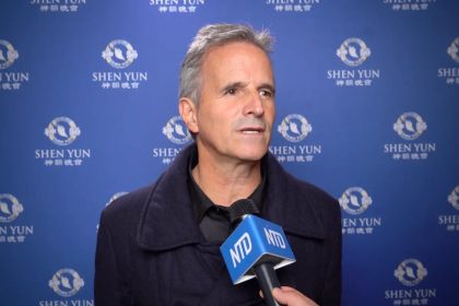 Shen Yun est le « meilleur promoteur de la véritable âme de la Chine », selon un militant des droits de l’homme