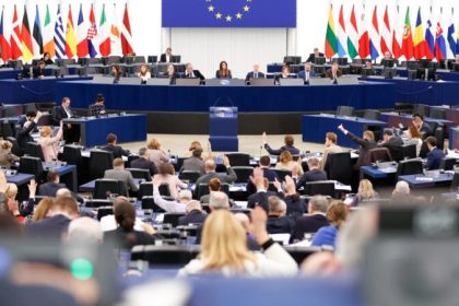 Le Parlement européen appelle la Chine à mettre fin immédiatement à la persécution du Falun Gong