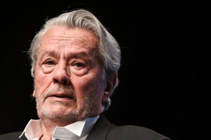 Affaire Alain Delon: son avocat transmet un signalement à la justice pour «mise en danger» de l’acteur