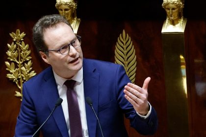 «C&rsquo;est organisé pour nous rendre totalement débile»: Sylvain Maillard démonte TikTok