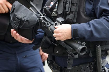 Haute-Savoie: un lycéen en garde à vue pour «apologie du terrorisme» après une « alerte intrusion »