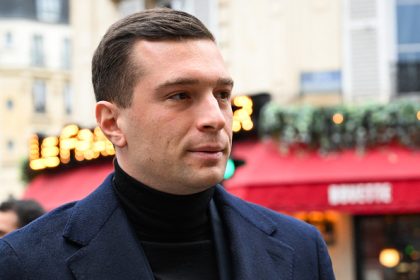 Débat sur l&rsquo;Ukraine à l&rsquo;Assemblée: le RN s&rsquo;abstiendra annonce finalement Bardella