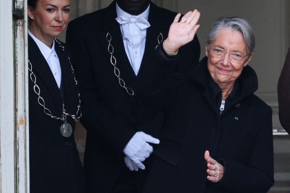 À quels avantages peut prétendre Elisabeth Borne, ancienne Première ministre?