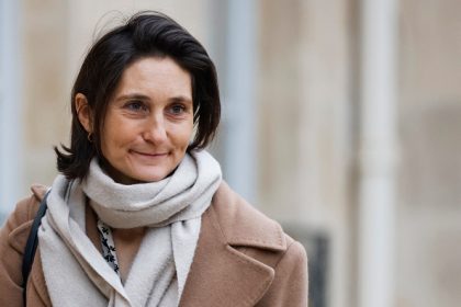 Le choix d&rsquo;Amélie Oudéa-Castéra de mettre ses enfants dans le privé, crée la polémique