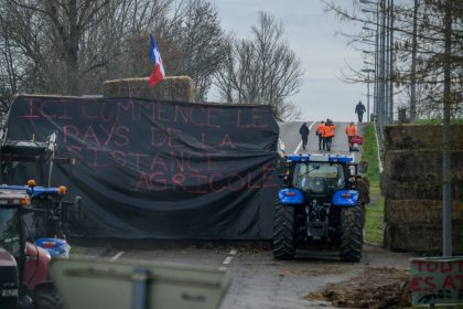 Mobilisation des agriculteurs: une agricultrice décédée, son mari et sa fille gravement blessés sur un barrage routier